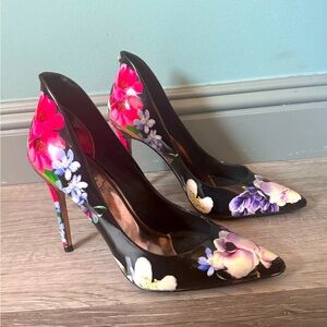 Ted Baker Black Floral Patent Leather Heels - Size 37